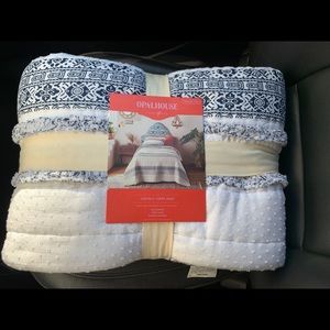 SUPER CUTE TWIN COMFORTER